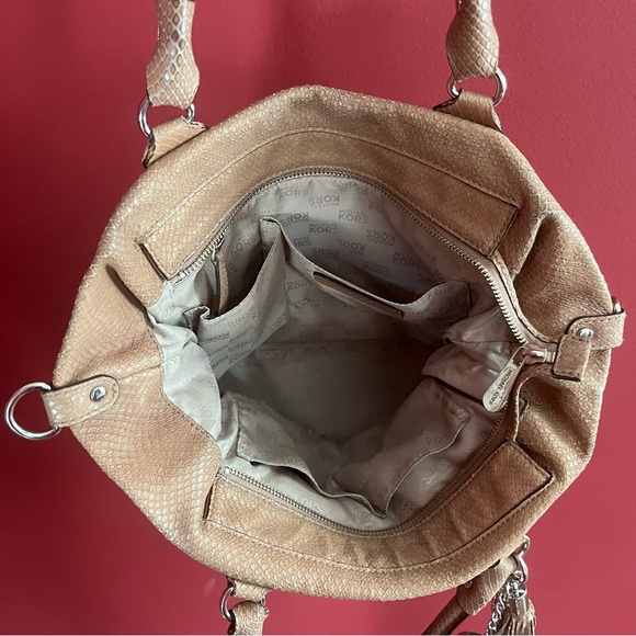 Michael Kors Crossbody Purse - Picture 13 of 15